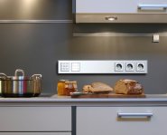 Размещение розеток на кухне: безопасность, надежность и эстетика